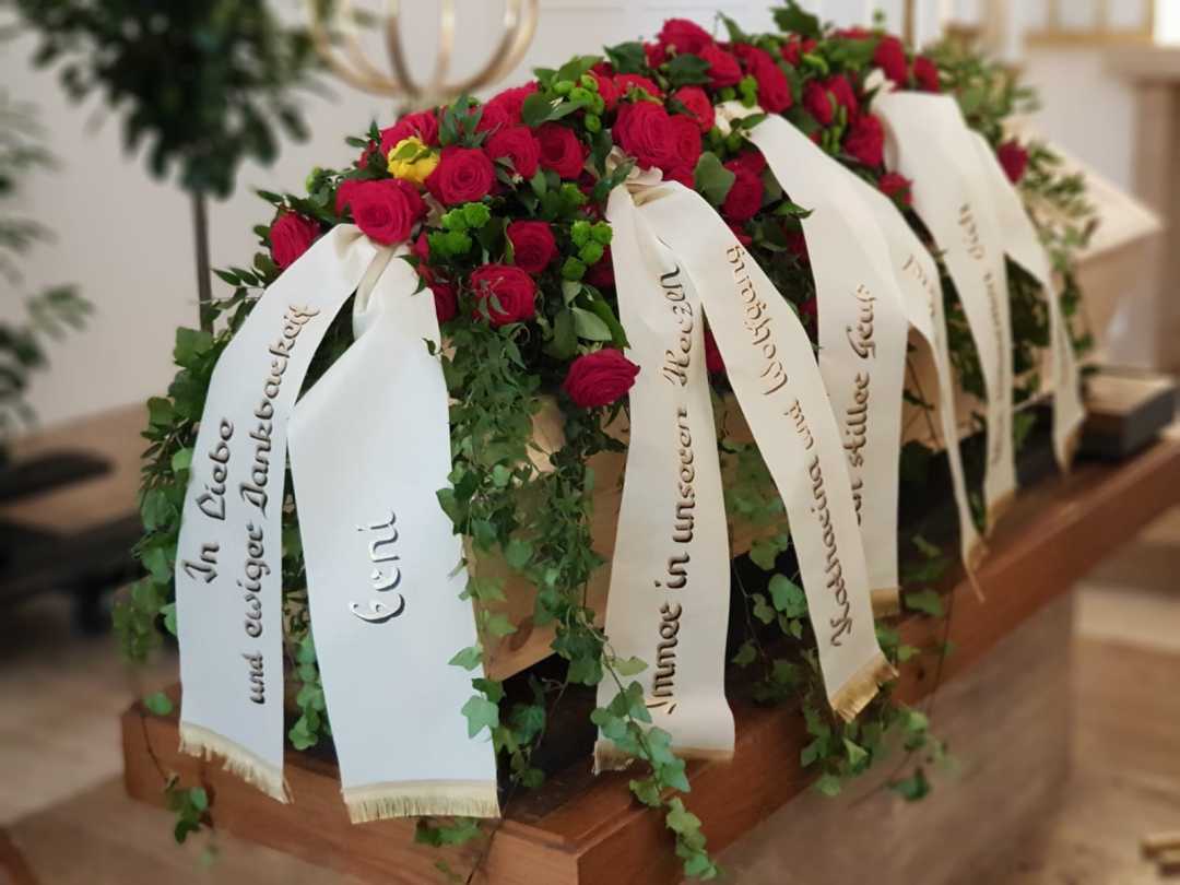 Begräbnis Sarggesteck/Bukett - Funeral coffin/bouquet dekoration #1